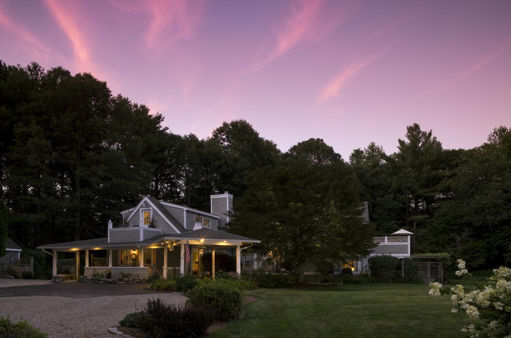 Abbey's Lantern Hill 4* Ledyard